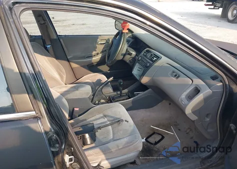 1999 Honda Accord Lx z USA, uszkodzony, nr VIN 1HGCG5641XA008694